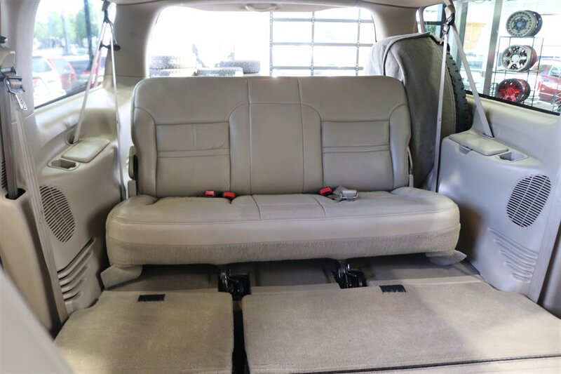 2001 Ford Excursion Limited 1-OWNER* 100% RUST FREE* ALL RECORDS @ FORD DEALER SINCE NEW* LEVELED W/ NEW BILSTEIN 5100 SHOCKS* NEW 35 " BFG KO3 10-PLYS* REAR AIR BAGS* NEW BRAKES-ROTORS-CALIPERS-BRAKE FLUID-COOLANT-AC SERVICE - Photo 20 - Portland, OR 97230