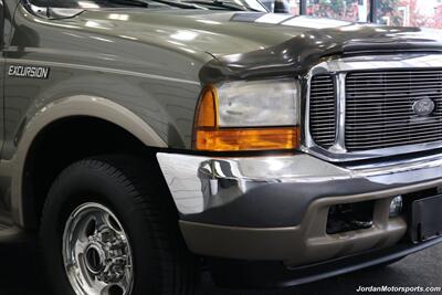 2001 Ford Excursion Limited  2-OWNER* 100% RUST FREE* FULLY LOADED LIMITED 7.3L* 4X4* FRESH FULL SERVICE W/ NEW BRAKES-ROTORS-CALIPERS* COOLANT FLUSH* AC CHARGE* NEW TIRES* ALL BOOKS & KEYS* 100% RUST & CORROSION FREE - Photo 11 - Portland, OR 97230