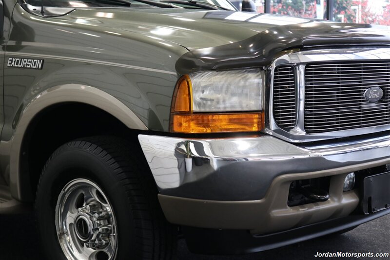 2001 Ford Excursion Limited  2-OWNER* 100% RUST FREE* FULLY LOADED LIMITED 7.3L* 4X4* FRESH FULL SERVICE W/ NEW BRAKES-ROTORS-CALIPERS* COOLANT FLUSH* AC CHARGE* NEW TIRES* ALL BOOKS & KEYS* 100% RUST & CORROSION FREE - Photo 11 - Portland, OR 97230