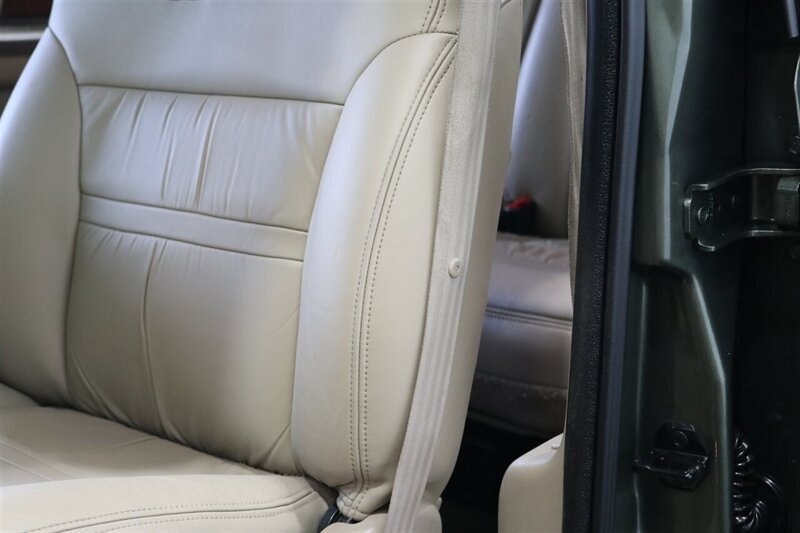 2001 Ford Excursion Limited  2-OWNER* 100% RUST FREE* FULLY LOADED LIMITED 7.3L* 4X4* FRESH FULL SERVICE W/ NEW BRAKES-ROTORS-CALIPERS* COOLANT FLUSH* AC CHARGE* NEW TIRES* ALL BOOKS & KEYS* 100% RUST & CORROSION FREE - Photo 68 - Portland, OR 97230