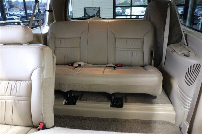 2001 Ford Excursion Limited  2-OWNER* 100% RUST FREE* FULLY LOADED LIMITED 7.3L* 4X4* FRESH FULL SERVICE W/ NEW BRAKES-ROTORS-CALIPERS* COOLANT FLUSH* AC CHARGE* NEW TIRES* ALL BOOKS & KEYS* 100% RUST & CORROSION FREE - Photo 20 - Portland, OR 97230