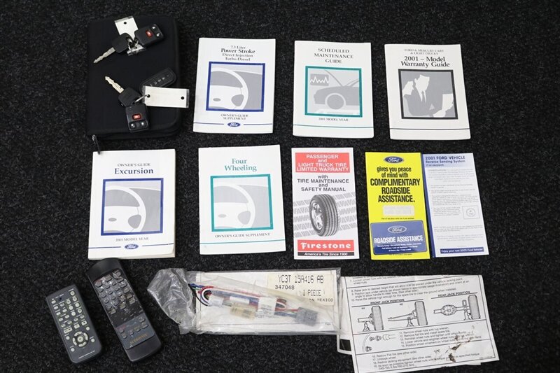 2001 Ford Excursion Limited  2-OWNER* 100% RUST FREE* FULLY LOADED LIMITED 7.3L* 4X4* FRESH FULL SERVICE W/ NEW BRAKES-ROTORS-CALIPERS* COOLANT FLUSH* AC CHARGE* NEW TIRES* ALL BOOKS & KEYS* 100% RUST & CORROSION FREE - Photo 21 - Portland, OR 97230