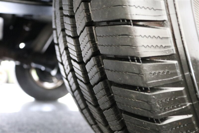 2001 Ford Excursion Limited  2-OWNER* 100% RUST FREE* FULLY LOADED LIMITED 7.3L* 4X4* FRESH FULL SERVICE W/ NEW BRAKES-ROTORS-CALIPERS* COOLANT FLUSH* AC CHARGE* NEW TIRES* ALL BOOKS & KEYS* 100% RUST & CORROSION FREE - Photo 57 - Portland, OR 97230