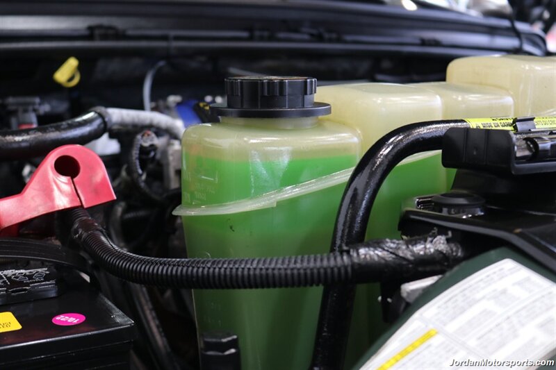 2001 Ford Excursion Limited  2-OWNER* 100% RUST FREE* FULLY LOADED LIMITED 7.3L* 4X4* FRESH FULL SERVICE W/ NEW BRAKES-ROTORS-CALIPERS* COOLANT FLUSH* AC CHARGE* NEW TIRES* ALL BOOKS & KEYS* 100% RUST & CORROSION FREE - Photo 41 - Portland, OR 97230