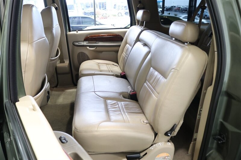 2001 Ford Excursion Limited  2-OWNER* 100% RUST FREE* FULLY LOADED LIMITED 7.3L* 4X4* FRESH FULL SERVICE W/ NEW BRAKES-ROTORS-CALIPERS* COOLANT FLUSH* AC CHARGE* NEW TIRES* ALL BOOKS & KEYS* 100% RUST & CORROSION FREE - Photo 17 - Portland, OR 97230