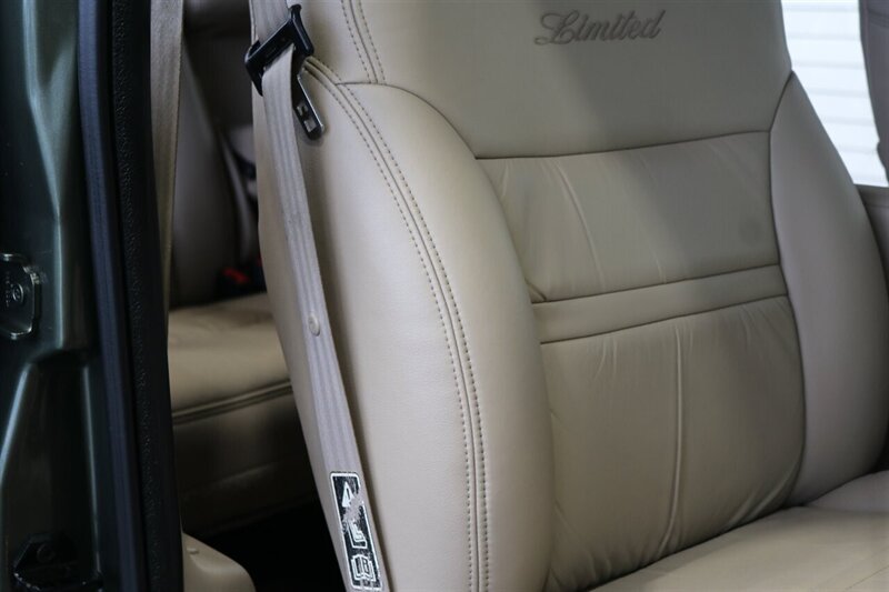 2001 Ford Excursion Limited  2-OWNER* 100% RUST FREE* FULLY LOADED LIMITED 7.3L* 4X4* FRESH FULL SERVICE W/ NEW BRAKES-ROTORS-CALIPERS* COOLANT FLUSH* AC CHARGE* NEW TIRES* ALL BOOKS & KEYS* 100% RUST & CORROSION FREE - Photo 69 - Portland, OR 97230