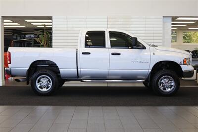 2005 Dodge Ram 2500 SLT  100% RUST & ACCIDENT FREE* NEVER HAD A 5TH WHEEL / GOOSENECK INSTALLED* 100% STOCK NON-SMOKER* NEW A/T TIRES* SERVICED BY DEALER SINCE NEW* UPGRADED STEREO / APPLE CAR PLAY* REAR AIRBAGS - Photo 5 - Portland, OR 97230