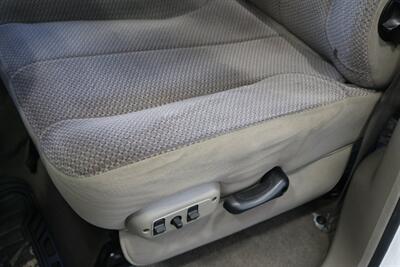 2005 Dodge Ram 2500 SLT  100% RUST & ACCIDENT FREE* NEVER HAD A 5TH WHEEL / GOOSENECK INSTALLED* 100% STOCK NON-SMOKER* NEW A/T TIRES* SERVICED BY DEALER SINCE NEW* UPGRADED STEREO / APPLE CAR PLAY* REAR AIRBAGS - Photo 70 - Portland, OR 97230