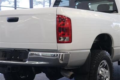 2005 Dodge Ram 2500 SLT  100% RUST & ACCIDENT FREE* NEVER HAD A 5TH WHEEL / GOOSENECK INSTALLED* 100% STOCK NON-SMOKER* NEW A/T TIRES* SERVICED BY DEALER SINCE NEW* UPGRADED STEREO / APPLE CAR PLAY* REAR AIRBAGS - Photo 40 - Portland, OR 97230