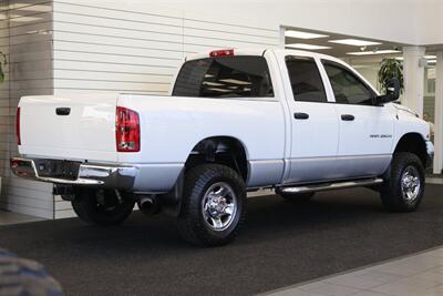 2005 Dodge Ram 2500 SLT  100% RUST & ACCIDENT FREE* NEVER HAD A 5TH WHEEL / GOOSENECK INSTALLED* 100% STOCK NON-SMOKER* NEW A/T TIRES* SERVICED BY DEALER SINCE NEW* UPGRADED STEREO / APPLE CAR PLAY* REAR AIRBAGS - Photo 7 - Portland, OR 97230