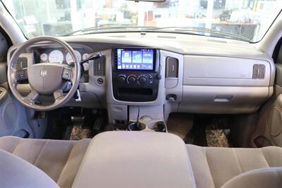 2005 Dodge Ram 2500 SLT  100% RUST & ACCIDENT FREE* NEVER HAD A 5TH WHEEL / GOOSENECK INSTALLED* 100% STOCK NON-SMOKER* NEW A/T TIRES* SERVICED BY DEALER SINCE NEW* UPGRADED STEREO / APPLE CAR PLAY* REAR AIRBAGS - Photo 20 - Portland, OR 97230