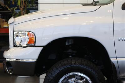 2005 Dodge Ram 2500 SLT  100% RUST & ACCIDENT FREE* NEVER HAD A 5TH WHEEL / GOOSENECK INSTALLED* 100% STOCK NON-SMOKER* NEW A/T TIRES* SERVICED BY DEALER SINCE NEW* UPGRADED STEREO / APPLE CAR PLAY* REAR AIRBAGS - Photo 54 - Portland, OR 97230