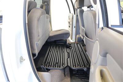 2005 Dodge Ram 2500 SLT  100% RUST & ACCIDENT FREE* NEVER HAD A 5TH WHEEL / GOOSENECK INSTALLED* 100% STOCK NON-SMOKER* NEW A/T TIRES* SERVICED BY DEALER SINCE NEW* UPGRADED STEREO / APPLE CAR PLAY* REAR AIRBAGS - Photo 19 - Portland, OR 97230