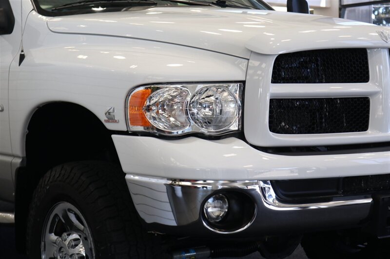 2005 Dodge Ram 2500 SLT  100% RUST & ACCIDENT FREE* NEVER HAD A 5TH WHEEL / GOOSENECK INSTALLED* 100% STOCK NON-SMOKER* NEW A/T TIRES* SERVICED BY DEALER SINCE NEW* UPGRADED STEREO / APPLE CAR PLAY* REAR AIRBAGS - Photo 13 - Portland, OR 97230