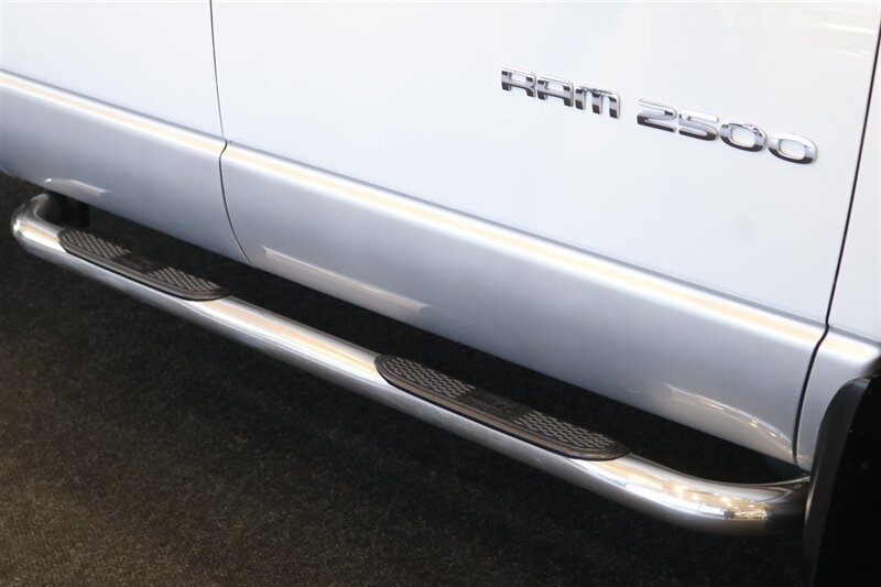 2005 Dodge Ram 2500 SLT  100% RUST & ACCIDENT FREE* NEVER HAD A 5TH WHEEL / GOOSENECK INSTALLED* 100% STOCK NON-SMOKER* NEW A/T TIRES* SERVICED BY DEALER SINCE NEW* UPGRADED STEREO / APPLE CAR PLAY* REAR AIRBAGS - Photo 47 - Portland, OR 97230