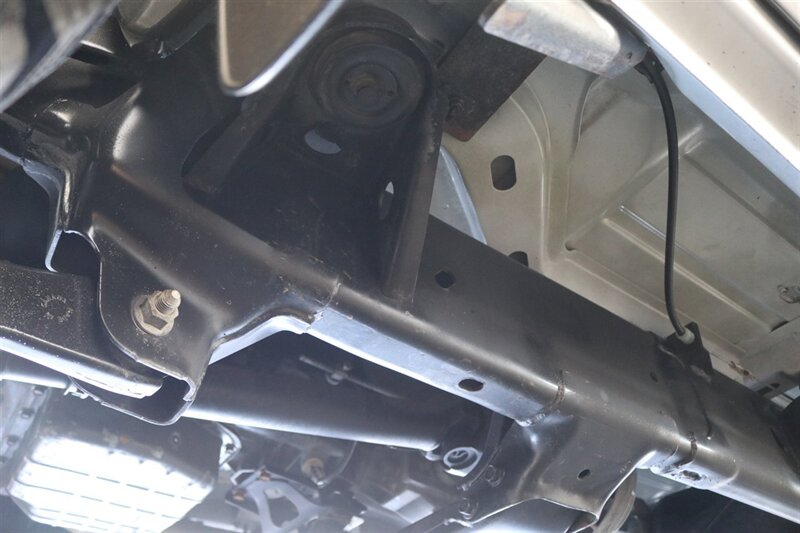 2005 Dodge Ram 2500 SLT  100% RUST & ACCIDENT FREE* NEVER HAD A 5TH WHEEL / GOOSENECK INSTALLED* 100% STOCK NON-SMOKER* NEW A/T TIRES* SERVICED BY DEALER SINCE NEW* UPGRADED STEREO / APPLE CAR PLAY* REAR AIRBAGS - Photo 30 - Portland, OR 97230