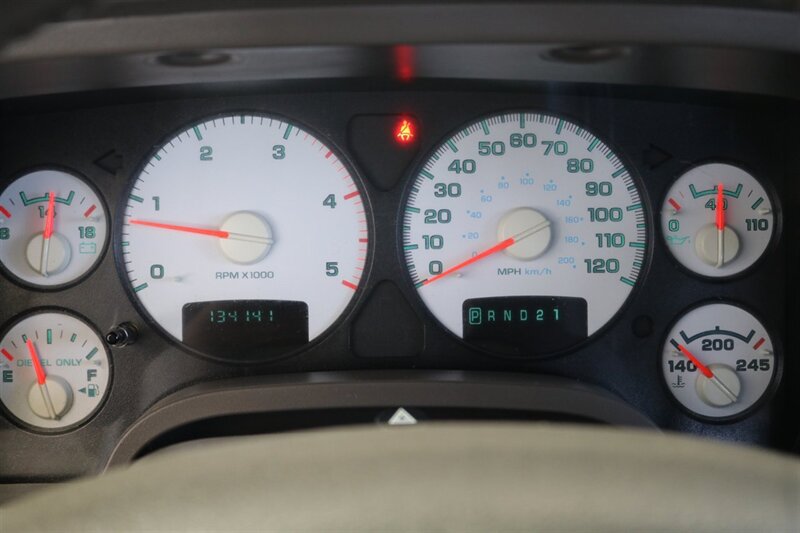 2005 Dodge Ram 2500 SLT  100% RUST & ACCIDENT FREE* NEVER HAD A 5TH WHEEL / GOOSENECK INSTALLED* 100% STOCK NON-SMOKER* NEW A/T TIRES* SERVICED BY DEALER SINCE NEW* UPGRADED STEREO / APPLE CAR PLAY* REAR AIRBAGS - Photo 86 - Portland, OR 97230