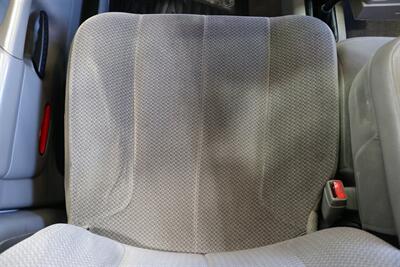 2005 Dodge Ram 2500 SLT  100% RUST & ACCIDENT FREE* NEVER HAD A 5TH WHEEL / GOOSENECK INSTALLED* 100% STOCK NON-SMOKER* NEW A/T TIRES* SERVICED BY DEALER SINCE NEW* UPGRADED STEREO / APPLE CAR PLAY* REAR AIRBAGS - Photo 74 - Portland, OR 97230