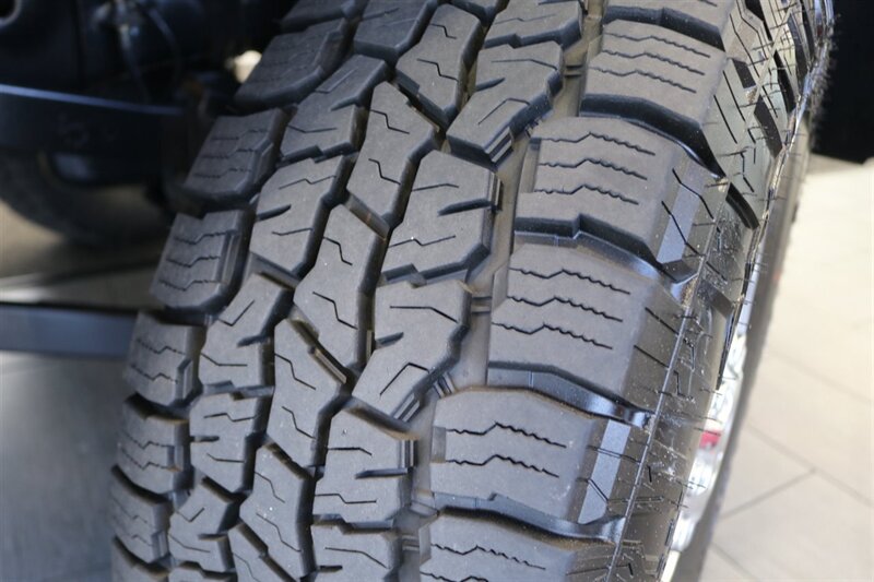 2005 Dodge Ram 2500 SLT  100% RUST & ACCIDENT FREE* NEVER HAD A 5TH WHEEL / GOOSENECK INSTALLED* 100% STOCK NON-SMOKER* NEW A/T TIRES* SERVICED BY DEALER SINCE NEW* UPGRADED STEREO / APPLE CAR PLAY* REAR AIRBAGS - Photo 93 - Portland, OR 97230