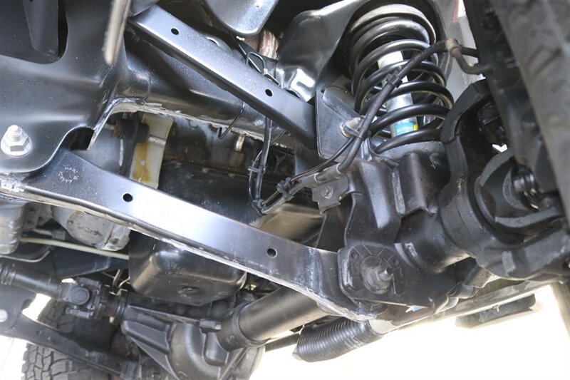 2005 Dodge Ram 2500 SLT  100% RUST & ACCIDENT FREE* NEVER HAD A 5TH WHEEL / GOOSENECK INSTALLED* 100% STOCK NON-SMOKER* NEW A/T TIRES* SERVICED BY DEALER SINCE NEW* UPGRADED STEREO / APPLE CAR PLAY* REAR AIRBAGS - Photo 34 - Portland, OR 97230