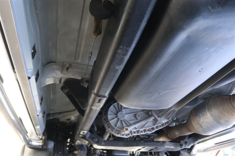 2005 Dodge Ram 2500 SLT  100% RUST & ACCIDENT FREE* NEVER HAD A 5TH WHEEL / GOOSENECK INSTALLED* 100% STOCK NON-SMOKER* NEW A/T TIRES* SERVICED BY DEALER SINCE NEW* UPGRADED STEREO / APPLE CAR PLAY* REAR AIRBAGS - Photo 28 - Portland, OR 97230