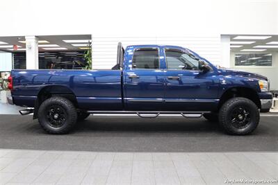 2007 Dodge Ram 2500 SLT  1-OWNER* AIR DOG 2 FUEL PUMP* INTAKE & EXHAUST* NEVER HAD 5TH WHEEL* SMARTY JR TUNER* 35 "BFGs* BDS TRAILING ARMS* 0-RUST* BUILT TRANSMISSION* ALL BOOKS & KEYS* REAR AIRBAGS* NEW STEERING BOX* LIKE NEW - Photo 4 - Portland, OR 97230