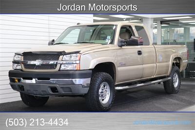 2004 Chevrolet Silverado 2500  1-OWNER* 100% RUST & CORROSION FREE* LEVELED ON NEW 10-PLY 33