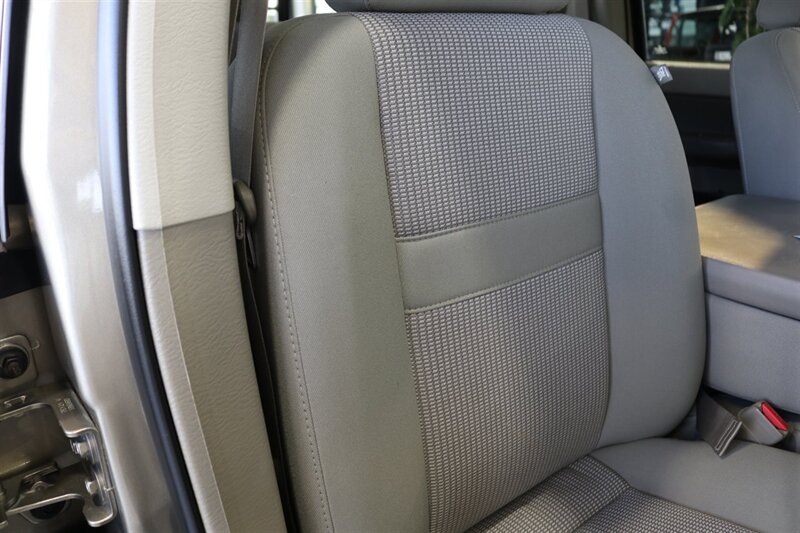 2007 Dodge Ram 2500 SLT BIG HORN G-56 6-SPEED MANUAL* 6.7L* 2-OWNER SINCE NEW* NEW 3 "LEVEL KIT-BALL JOINTS-TIE RODS-DIFF FLUIDS-EGR-MASS AIR FLOW SENSOR-35 " BFGK KO3 10-PLYS* ALL BOOKS 2-KEYS* LINEX BED LINER* 0-RUST - Photo 73 - Portland, OR 97230