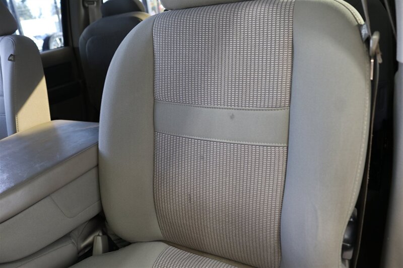 2007 Dodge Ram 2500 SLT BIG HORN G-56 6-SPEED MANUAL* 6.7L* 2-OWNER SINCE NEW* NEW 3 "LEVEL KIT-BALL JOINTS-TIE RODS-DIFF FLUIDS-EGR-MASS AIR FLOW SENSOR-35 " BFGK KO3 10-PLYS* ALL BOOKS 2-KEYS* LINEX BED LINER* 0-RUST - Photo 72 - Portland, OR 97230