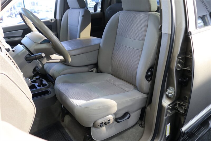 2007 Dodge Ram 2500 SLT BIG HORN G-56 6-SPEED MANUAL* 6.7L* 2-OWNER SINCE NEW* NEW 3 "LEVEL KIT-BALL JOINTS-TIE RODS-DIFF FLUIDS-EGR-MASS AIR FLOW SENSOR-35 " BFGK KO3 10-PLYS* ALL BOOKS 2-KEYS* LINEX BED LINER* 0-RUST - Photo 16 - Portland, OR 97230