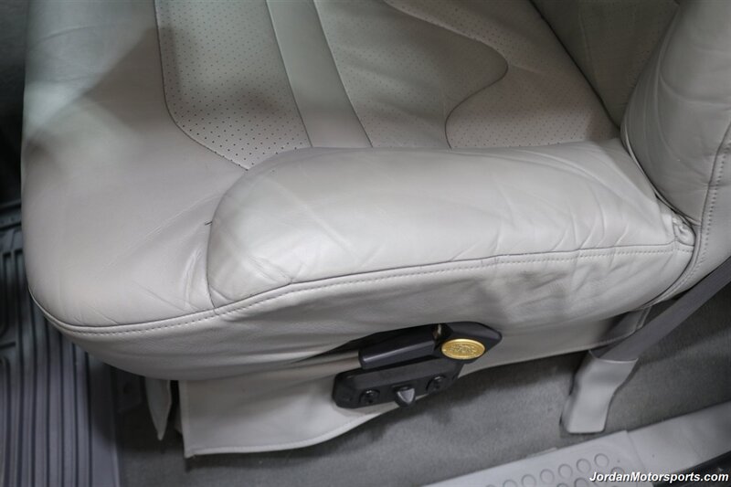 2002 Ford F-350 Lariat 1-OWNER* CENTURION PACKAGE* 100% RUST FREE* NEVER HAD 5TH WHEEL OR GOOSENECK* CANOPY* BILSTEIN 5100 SHOCKS* 2.75 " LEVEL KIT* 35 " BFG KO3 10-PLYS* SERVICED* ALL BOOKS & KEYS - Photo 70 - Portland, OR 97230