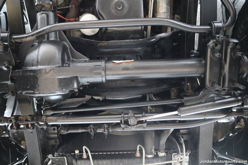 2002 Ford F-350 Lariat 1-OWNER* CENTURION PACKAGE* 100% RUST FREE* NEVER HAD 5TH WHEEL OR GOOSENECK* CANOPY* BILSTEIN 5100 SHOCKS* 2.75 " LEVEL KIT* 35 " BFG KO3 10-PLYS* SERVICED* ALL BOOKS & KEYS - Photo 27 - Portland, OR 97230