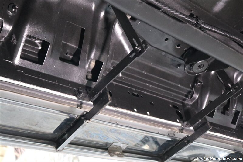 2002 Ford F-350 Lariat 1-OWNER* CENTURION PACKAGE* 100% RUST FREE* NEVER HAD 5TH WHEEL OR GOOSENECK* CANOPY* BILSTEIN 5100 SHOCKS* 2.75 " LEVEL KIT* 35 " BFG KO3 10-PLYS* SERVICED* ALL BOOKS & KEYS - Photo 26 - Portland, OR 97230