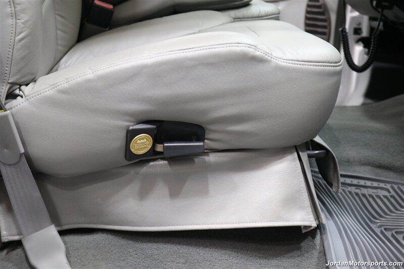 2002 Ford F-350 Lariat 1-OWNER* CENTURION PACKAGE* 100% RUST FREE* NEVER HAD 5TH WHEEL OR GOOSENECK* CANOPY* BILSTEIN 5100 SHOCKS* 2.75 " LEVEL KIT* 35 " BFG KO3 10-PLYS* SERVICED* ALL BOOKS & KEYS - Photo 69 - Portland, OR 97230