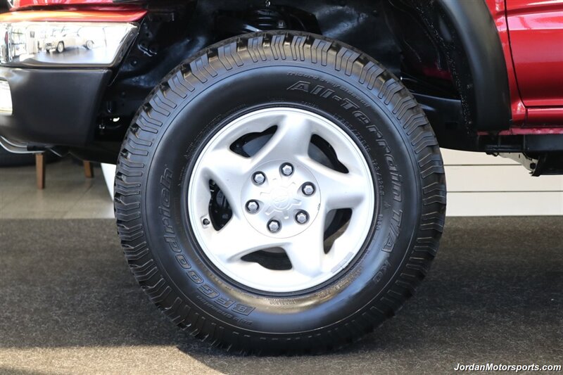 2003 Toyota Tacoma V6  1-OWNER* 87K MLS* 100% RUST & CORROSION FREE* TIMING BELT-WATER PUMP-FLUIDS SERVICED* NEW 2.5 " BILSTEIN LEVEL KIT W/DIFF DROPS* REAR LOCKERS* SR5 W/5-SPEED MANUAL* ALL BOOKS & KEYS & WINDOW STICKER - Photo 62 - Portland, OR 97230