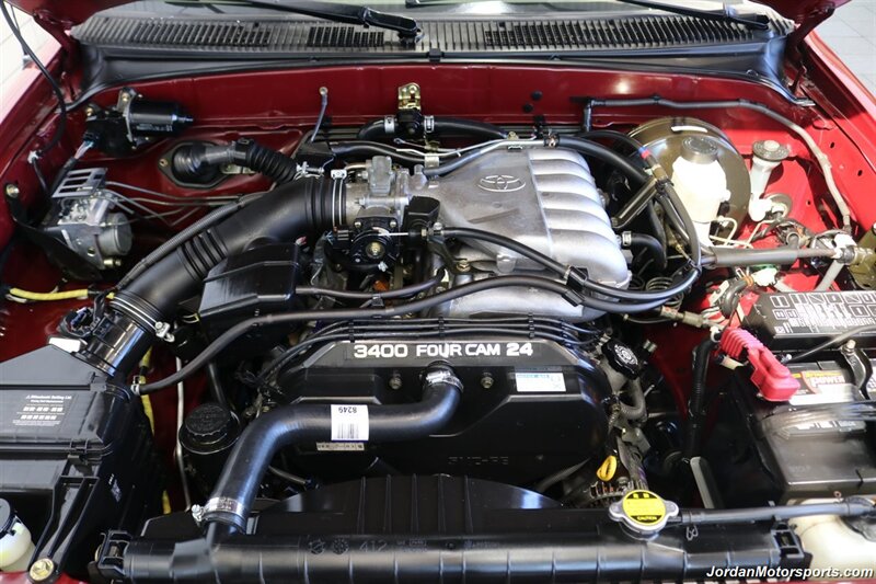 2003 Toyota Tacoma V6  1-OWNER* 87K MLS* 100% RUST & CORROSION FREE* TIMING BELT-WATER PUMP-FLUIDS SERVICED* NEW 2.5 " BILSTEIN LEVEL KIT W/DIFF DROPS* REAR LOCKERS* SR5 W/5-SPEED MANUAL* ALL BOOKS & KEYS & WINDOW STICKER - Photo 12 - Portland, OR 97230