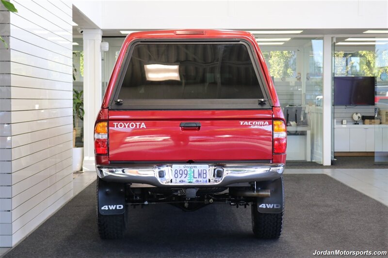 2003 Toyota Tacoma V6  1-OWNER* 87K MLS* 100% RUST & CORROSION FREE* TIMING BELT-WATER PUMP-FLUIDS SERVICED* NEW 2.5 " BILSTEIN LEVEL KIT W/DIFF DROPS* REAR LOCKERS* SR5 W/5-SPEED MANUAL* ALL BOOKS & KEYS & WINDOW STICKER - Photo 9 - Portland, OR 97230