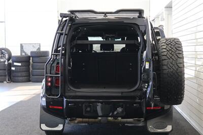 2023 Land Rover Defender 110 S   - Photo 17 - Portland, OR 97230
