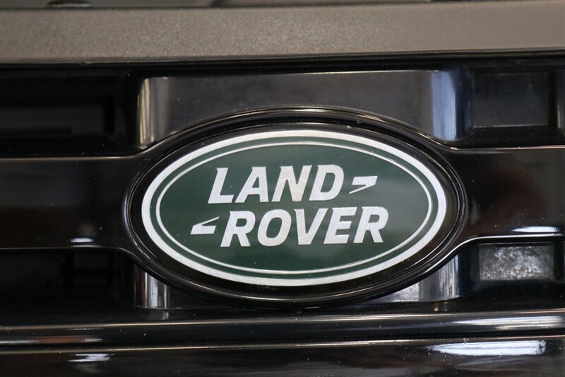 2023 Land Rover Defender 110 S   - Photo 51 - Portland, OR 97230