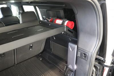 2023 Land Rover Defender 110 S   - Photo 59 - Portland, OR 97230