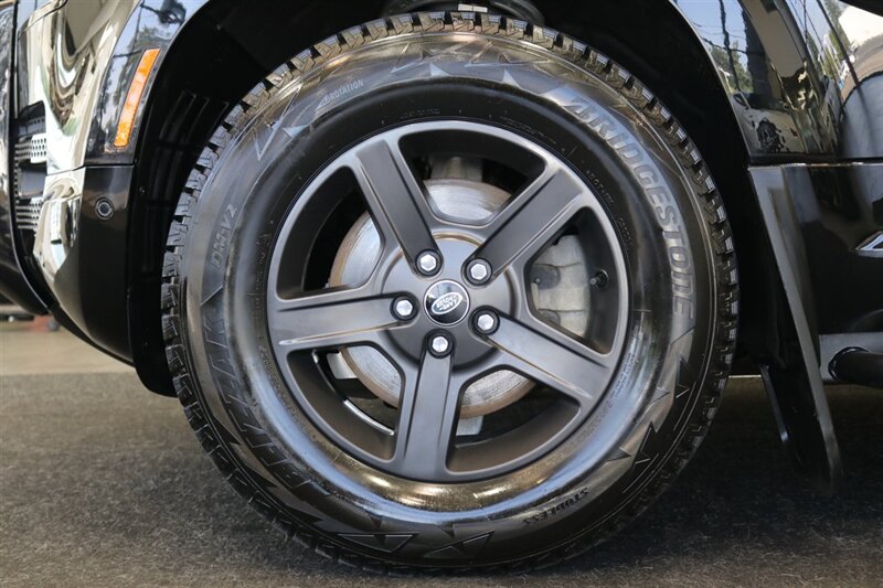 2023 Land Rover Defender 110 S   - Photo 24 - Portland, OR 97230