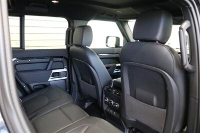 2023 Land Rover Defender 110 S   - Photo 80 - Portland, OR 97230