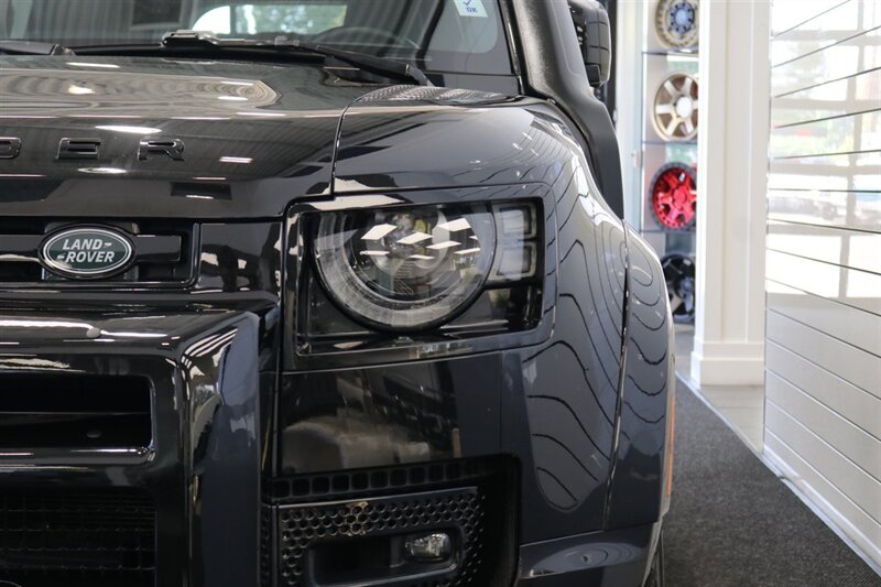 2023 Land Rover Defender 110 S   - Photo 71 - Portland, OR 97230