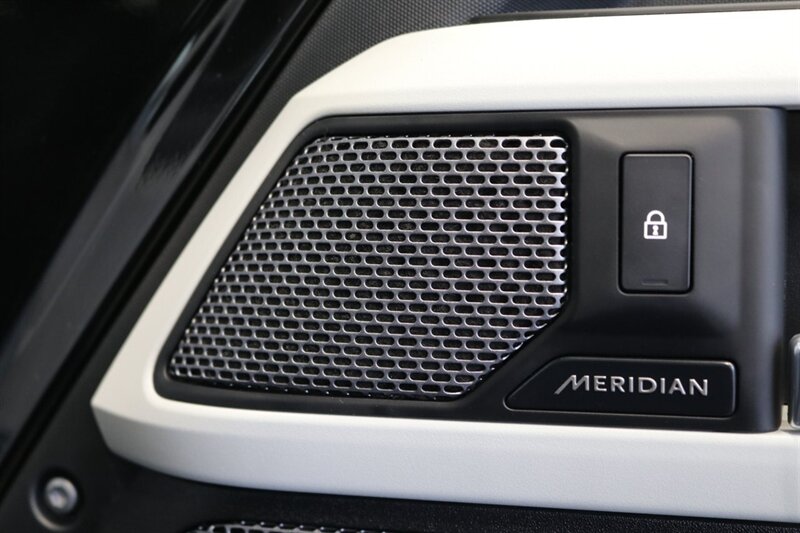 2023 Land Rover Defender 110 S   - Photo 42 - Portland, OR 97230