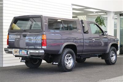 1995 Nissan Truck XE V6  1-OWNER* 87K MILES ONLY* NO RUST* ALL ORIGINAL* GARAGE KEPT* V-6 5-SPEED MANUAL* ALL BOOKS / MANUALS / ORIGINAL WINDOW STICKER* NEW 31 " ALL TERRAIN TIRES - Photo 6 - Portland, OR 97230