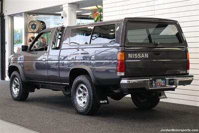 1995 Nissan Truck XE V6  1-OWNER* 87K MILES ONLY* NO RUST* ALL ORIGINAL* GARAGE KEPT* V-6 5-SPEED MANUAL* ALL BOOKS / MANUALS / ORIGINAL WINDOW STICKER* NEW 31 " ALL TERRAIN TIRES - Photo 5 - Portland, OR 97230