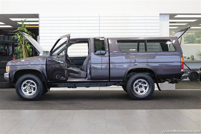 1995 Nissan Truck XE V6  1-OWNER* 87K MILES ONLY* NO RUST* ALL ORIGINAL* GARAGE KEPT* V-6 5-SPEED MANUAL* ALL BOOKS / MANUALS / ORIGINAL WINDOW STICKER* NEW 31 " ALL TERRAIN TIRES - Photo 9 - Portland, OR 97230