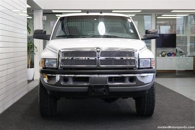 2001 Dodge Ram 2500 SLT  1-OWNER* 5.9L HO W/ 6-SPEED MANUAL* 100% RUST & CORROSION FREE* NEW 33 "TOYO ATIII 10-PLY TIRES* NEW BRAKES / ROTORS / BALL JOINTS / SEALS / FLUIDS / BATTERIES* ALL SERVICE RECORDS SINCE NEW - Photo 7 - Portland, OR 97230