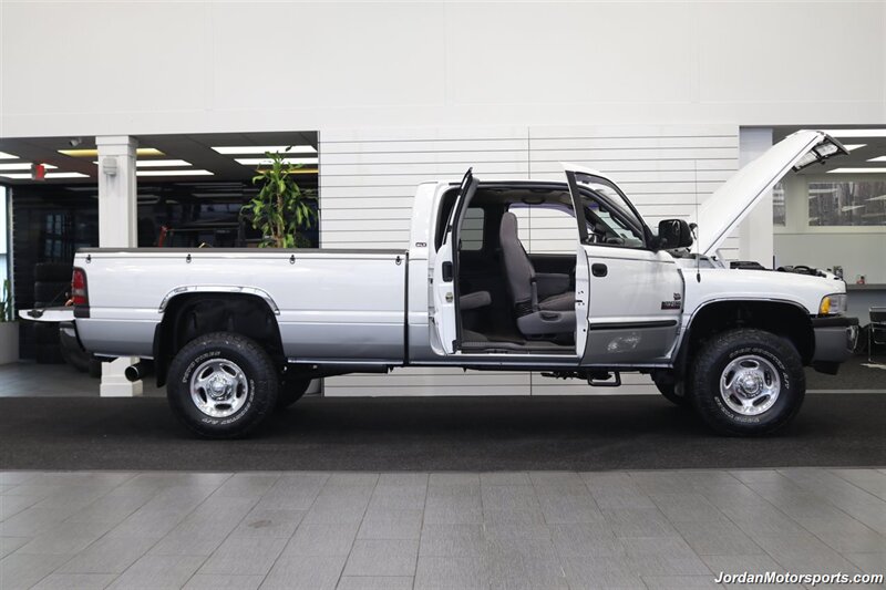 2001 Dodge Ram 2500 SLT  1-OWNER* 5.9L HO W/ 6-SPEED MANUAL* 100% RUST & CORROSION FREE* NEW 33 "TOYO ATIII 10-PLY TIRES* NEW BRAKES / ROTORS / BALL JOINTS / SEALS / FLUIDS / BATTERIES* ALL SERVICE RECORDS SINCE NEW - Photo 10 - Portland, OR 97230