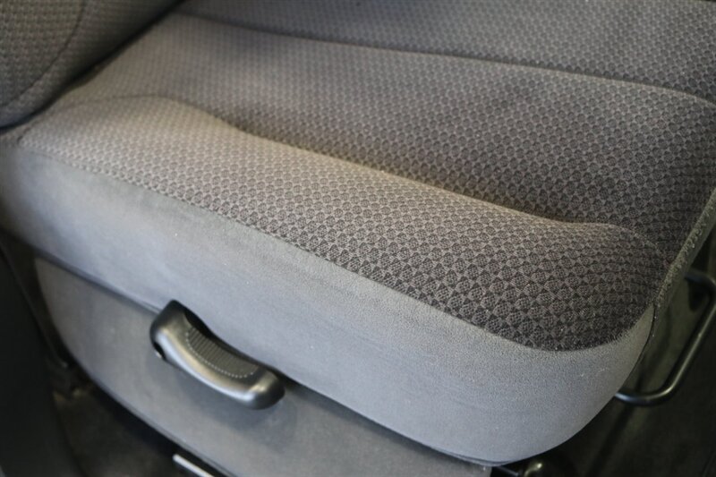 2004 Dodge Ram 2500 SLT  1-OWNER* 100% RUST FREE* NEW 3 "LEVEL KIT W/ BILSTEIN 5100 SHOCKS & NEW 33 "BFG KO3 10-PLYS* EVERY SERVICE RECORD SINCE NEW* ALL NEW FLUIDS-FILTERS-AC CHARGE-BELTS* LINEX BED LINER* ALL BOOKS & 2-KEYS - Photo 69 - Portland, OR 97230